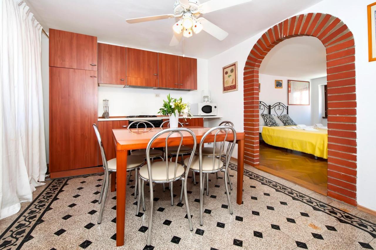 Carera Seaview Apartments Rovinj Exterior photo